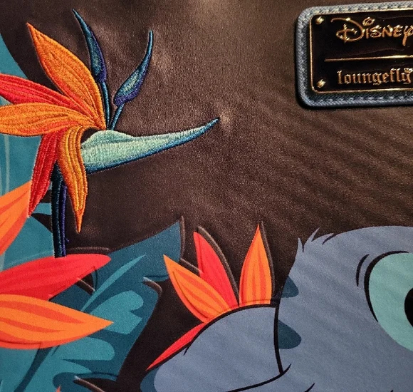 Loungefly Stitch Tropical Bird Of Paradise Blue Tote NWT Beautifully Embroidered - Picture 4 of 12